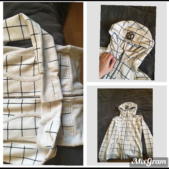 Sweater - Picture 1 of 1